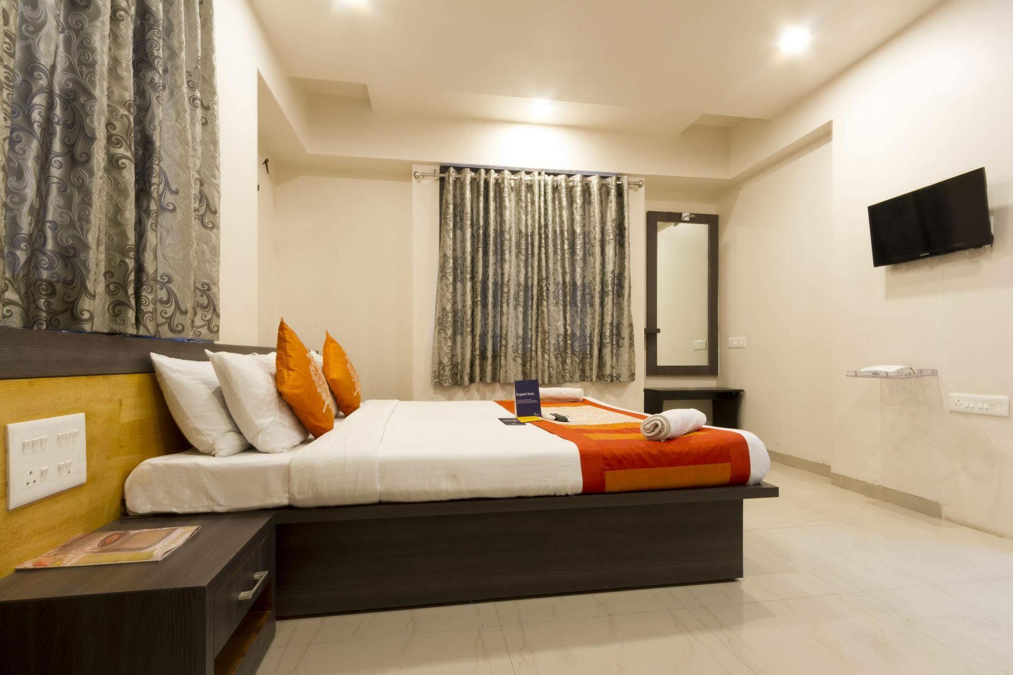 Fabhotel Imperio - Nr Baner Hill Pune Exterior foto
